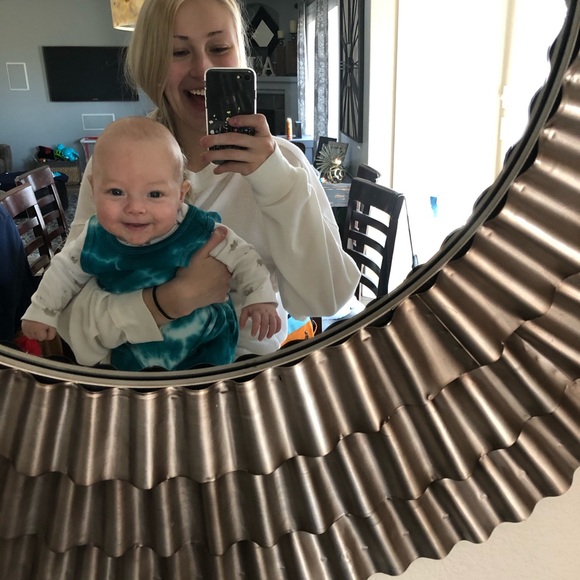 Meet your Posher, Claire - Picture 3 of 6